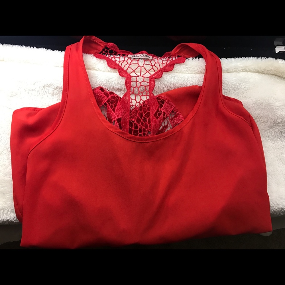 Detailed back tank